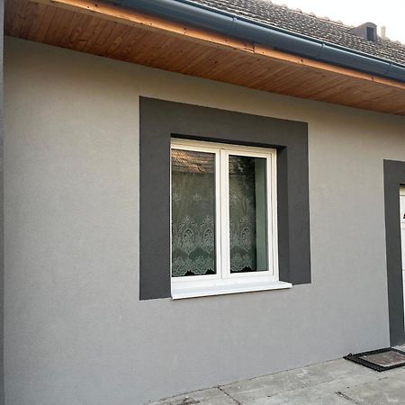 Dunajská Streda Dom Alex Pri Kupalisku Thermalpark מראה חיצוני תמונה