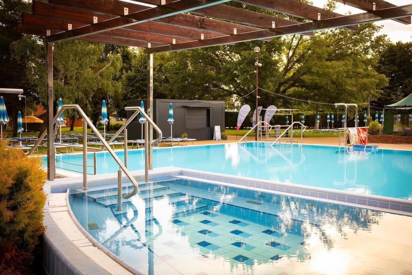 Dunajská Streda Dom Alex Pri Kupalisku Thermalpark מראה חיצוני תמונה